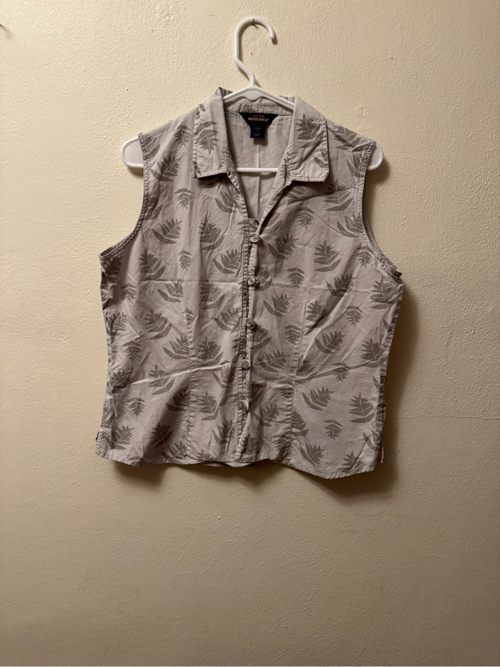 Woolrich Sleeveless Button Up Blouse Tan Beige Tropical Leaf Print Top size L